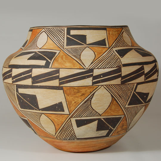 Historic Acoma Pueblo Pottery C3671F